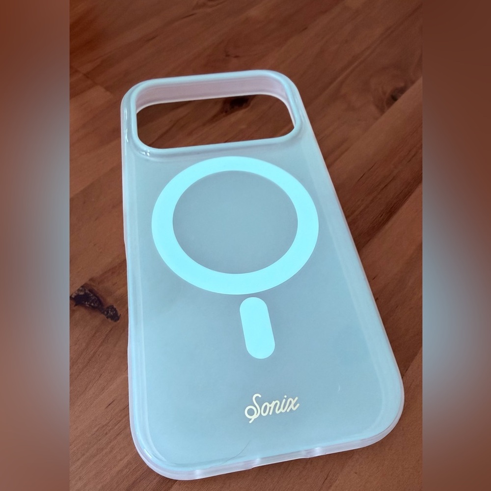 Sonix Mint Jelly MagSafe Phone Case